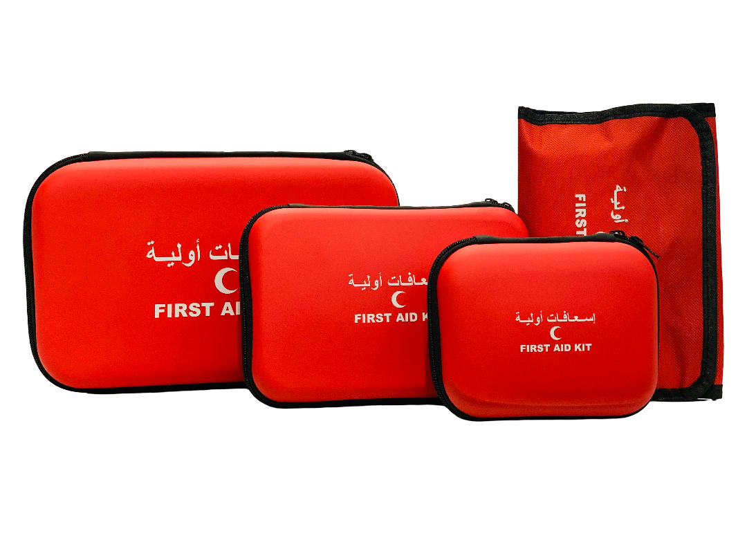 First Aid Kit red – حقيبة الإسعافات الأولية